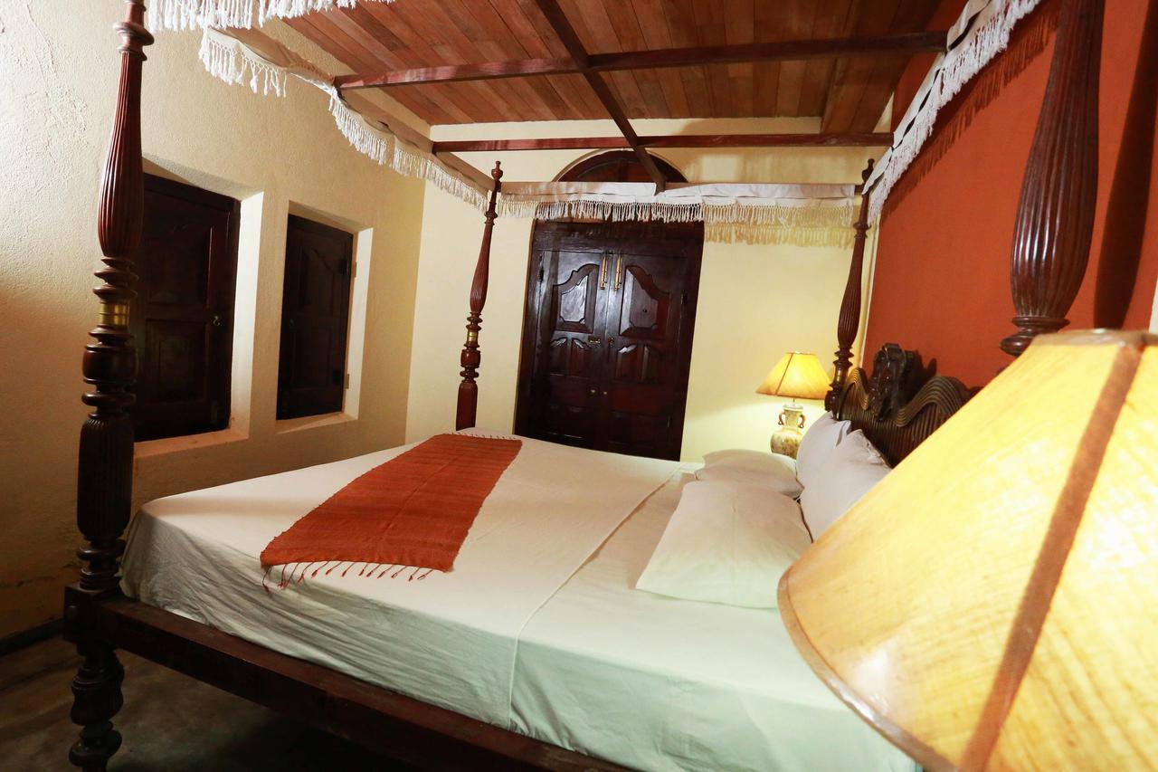 Villa Kusum Hikkaduwa Ngoại thất bức ảnh