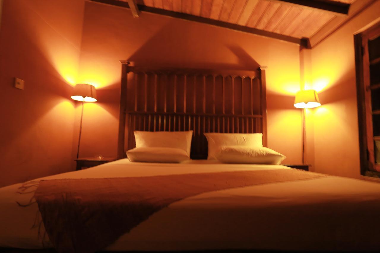 Villa Kusum Hikkaduwa Ngoại thất bức ảnh
