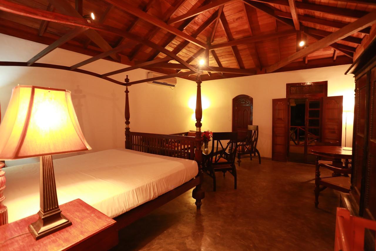 Villa Kusum Hikkaduwa Ngoại thất bức ảnh