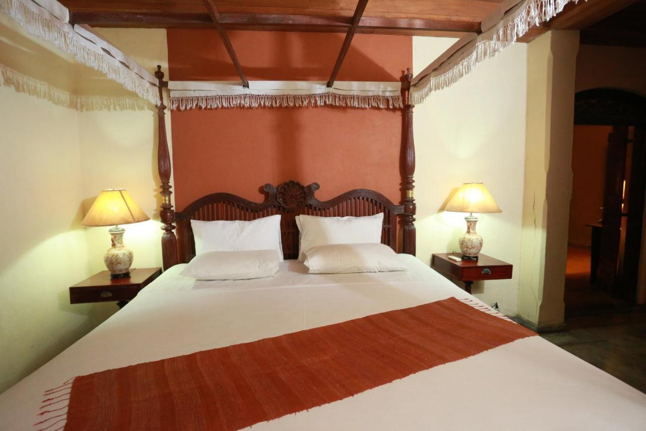 Villa Kusum Hikkaduwa Ngoại thất bức ảnh
