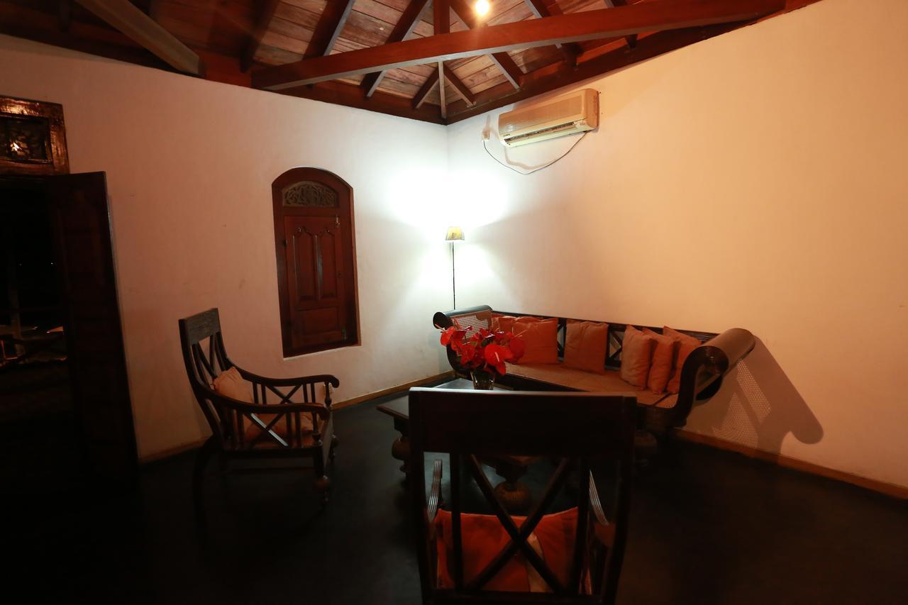 Villa Kusum Hikkaduwa Ngoại thất bức ảnh