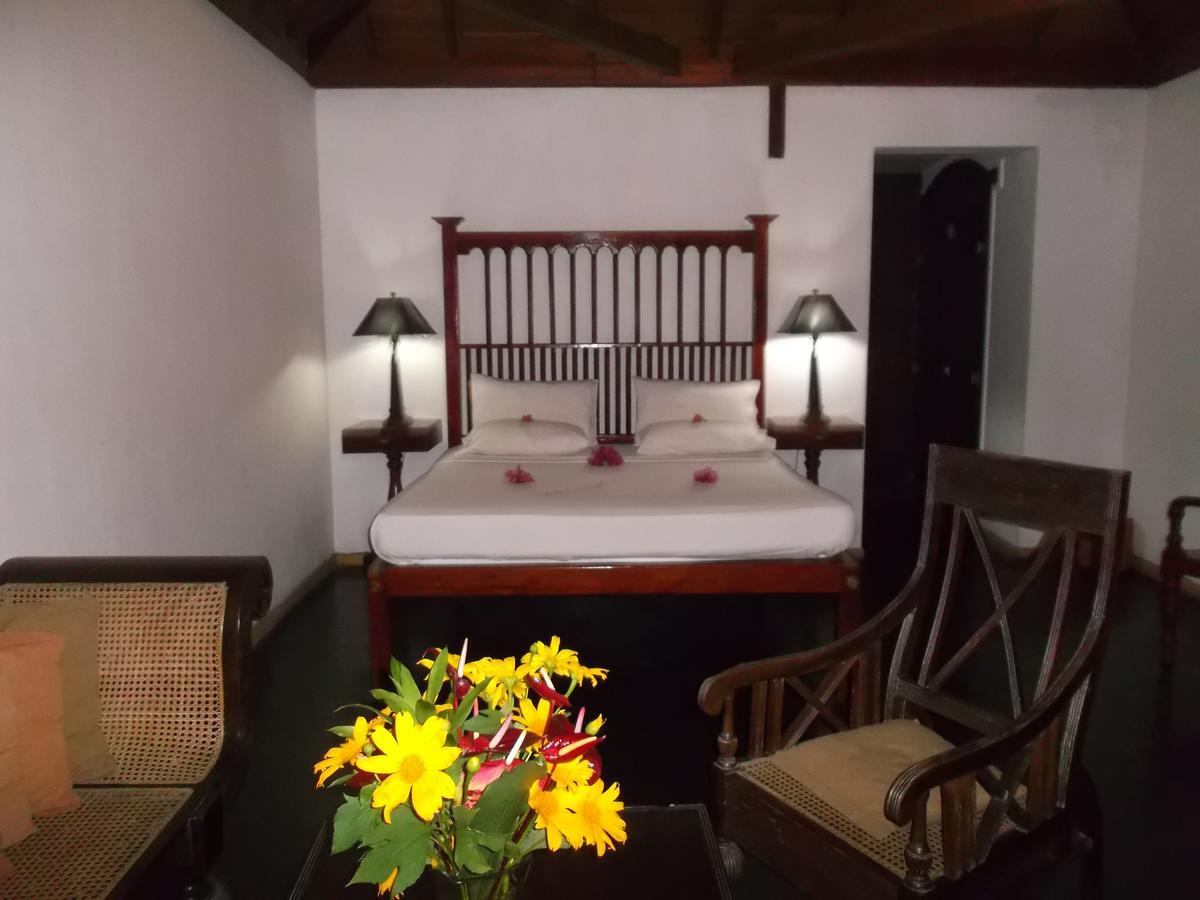 Villa Kusum Hikkaduwa Ngoại thất bức ảnh