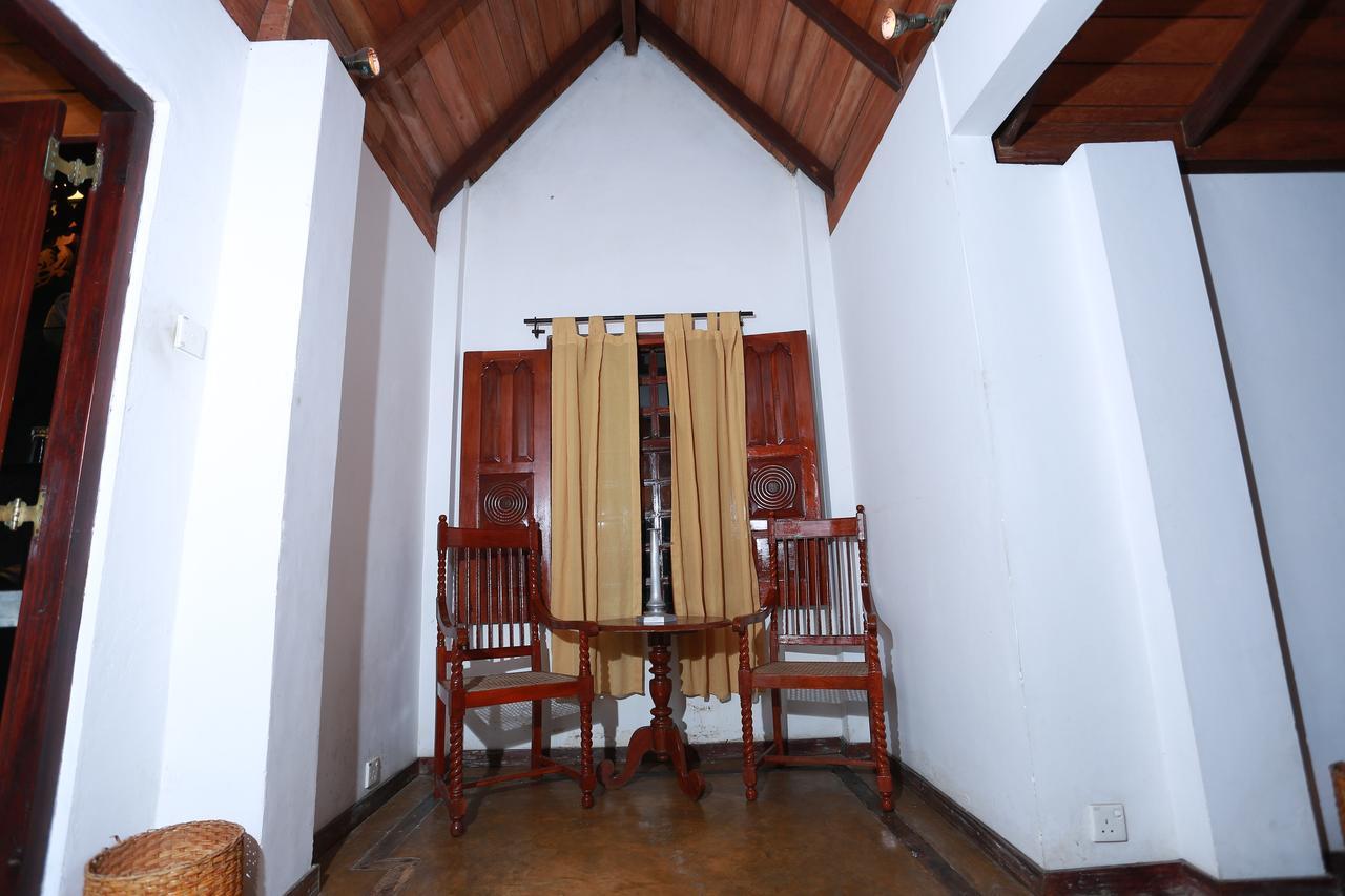 Villa Kusum Hikkaduwa Ngoại thất bức ảnh